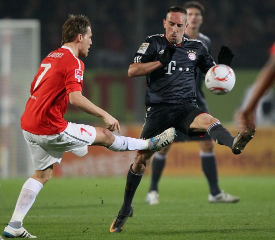 強的防守與 強的防守與